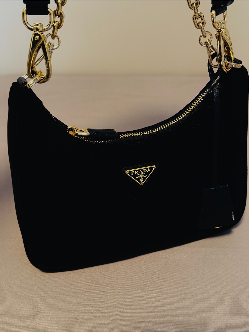 Prada Re-Edition Mini Velvet Bag - Picture 2 of 14